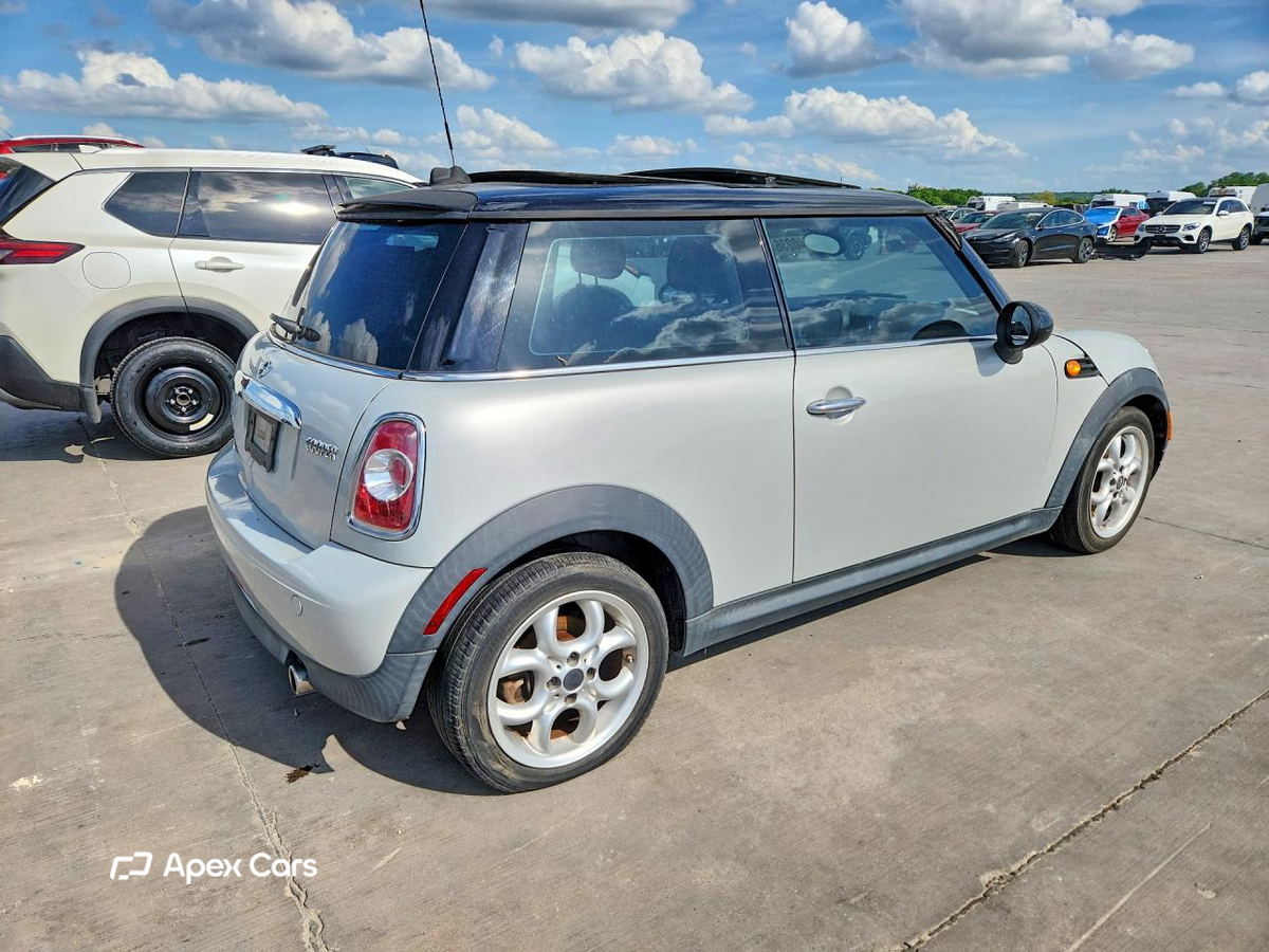 MINI Cooper 2012