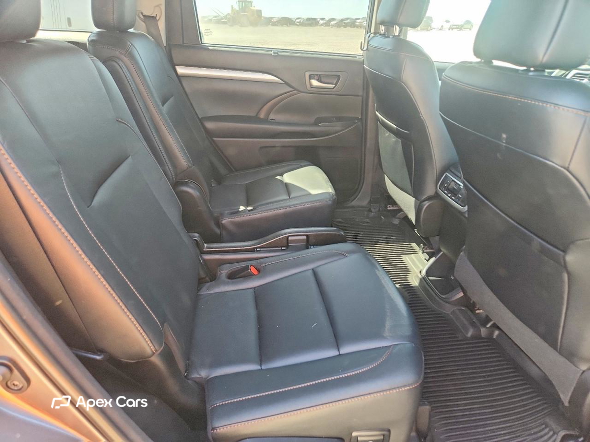 Toyota Highlander 2018