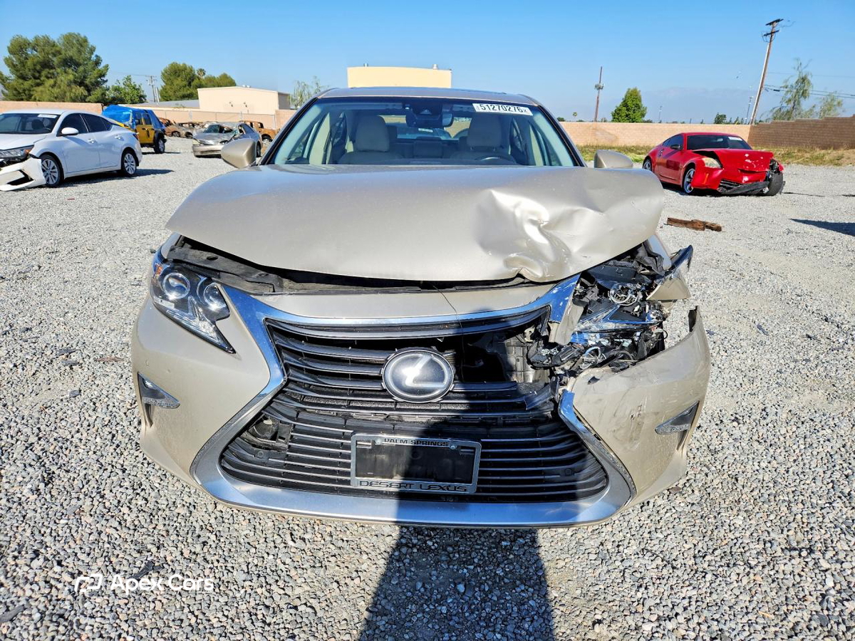 Lexus ES 2016