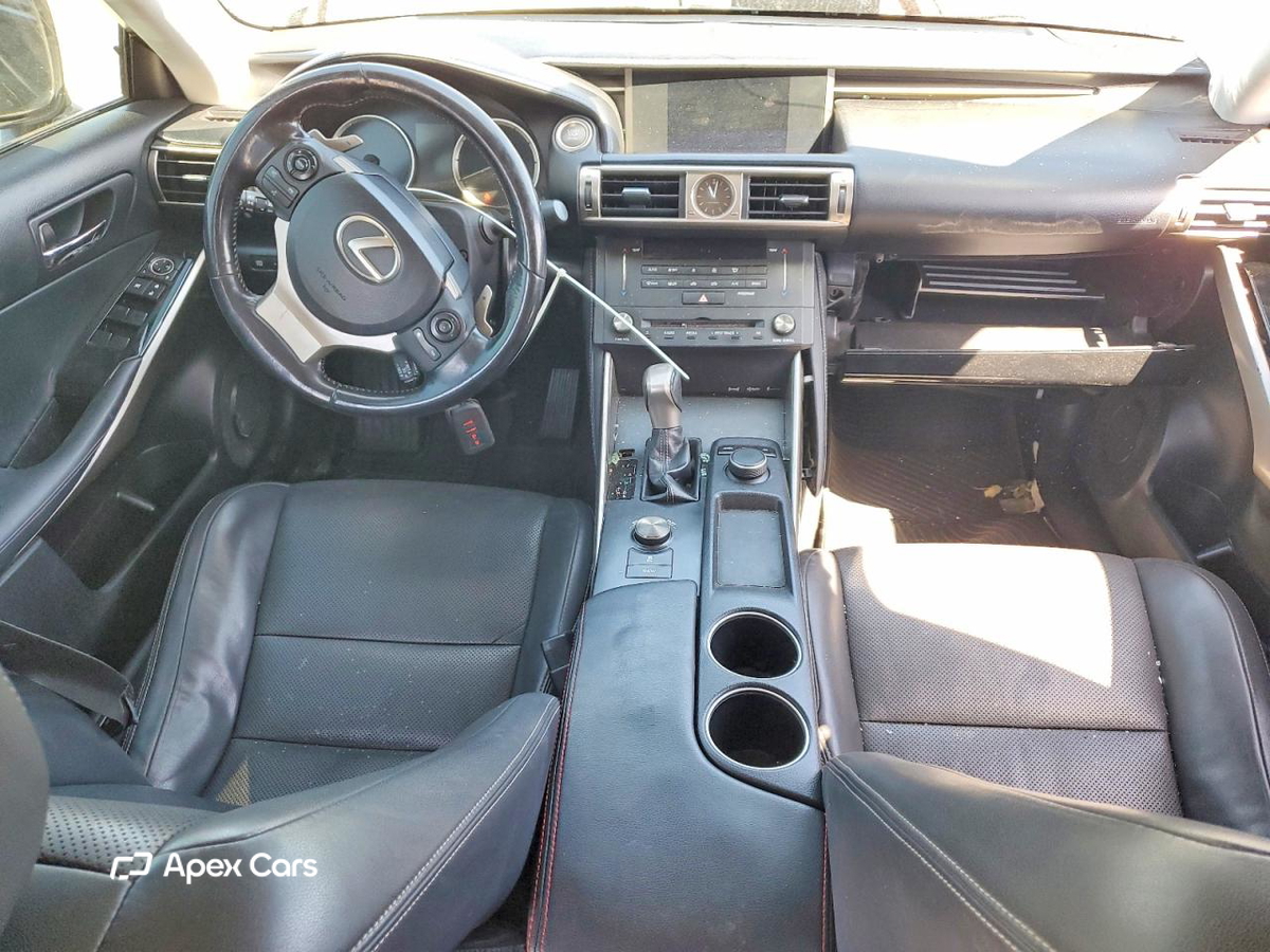 Lexus IS 2016