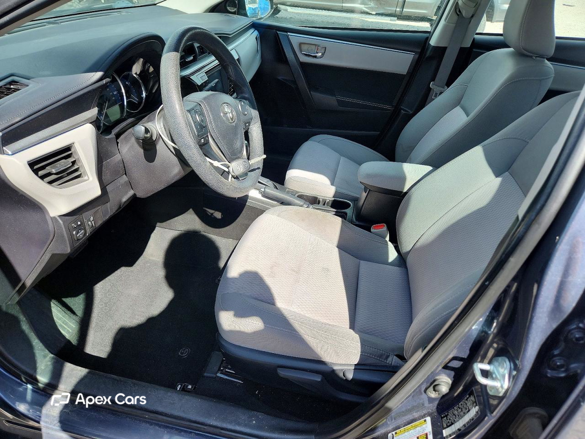 Toyota Corolla 2015
