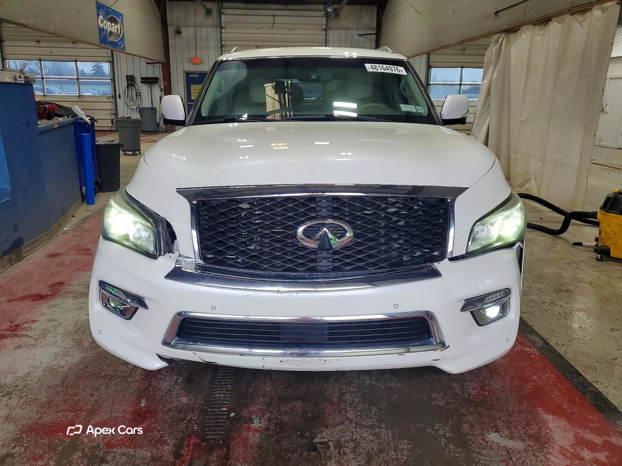 Infiniti QX80 2016