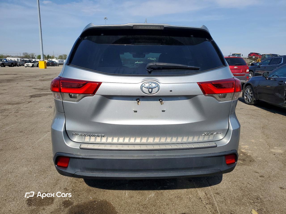 Toyota Highlander 2018