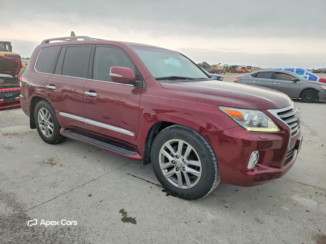 Lexus LX 2013