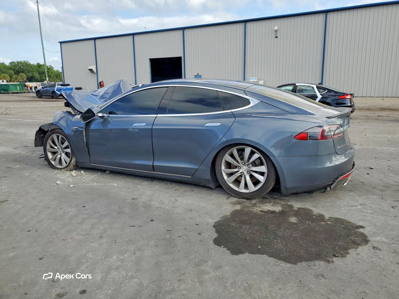 Tesla Model S 2013