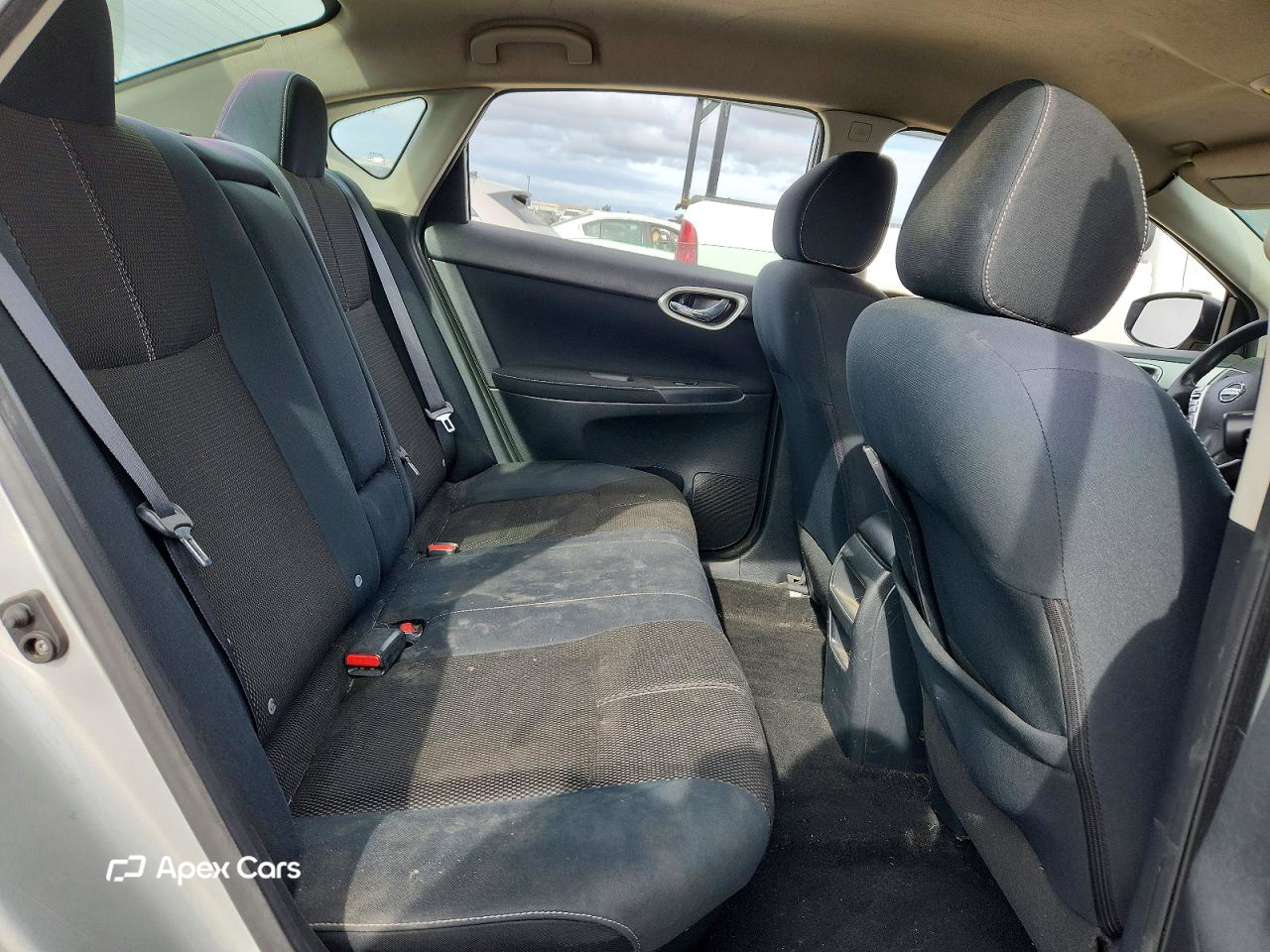 Nissan Sentra 2015