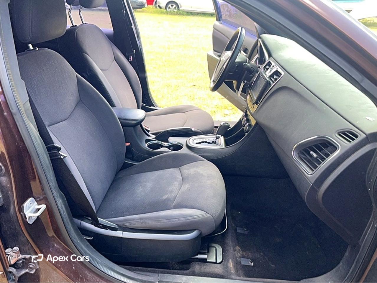 Chrysler 200 2013