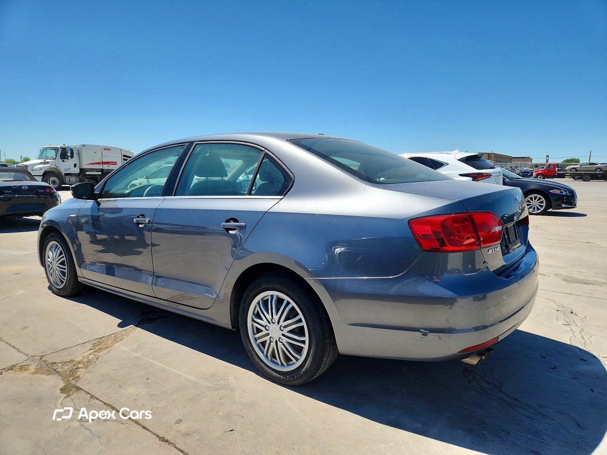 Volkswagen Jetta 2013