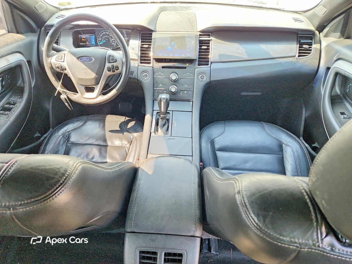 Ford Taurus 2016