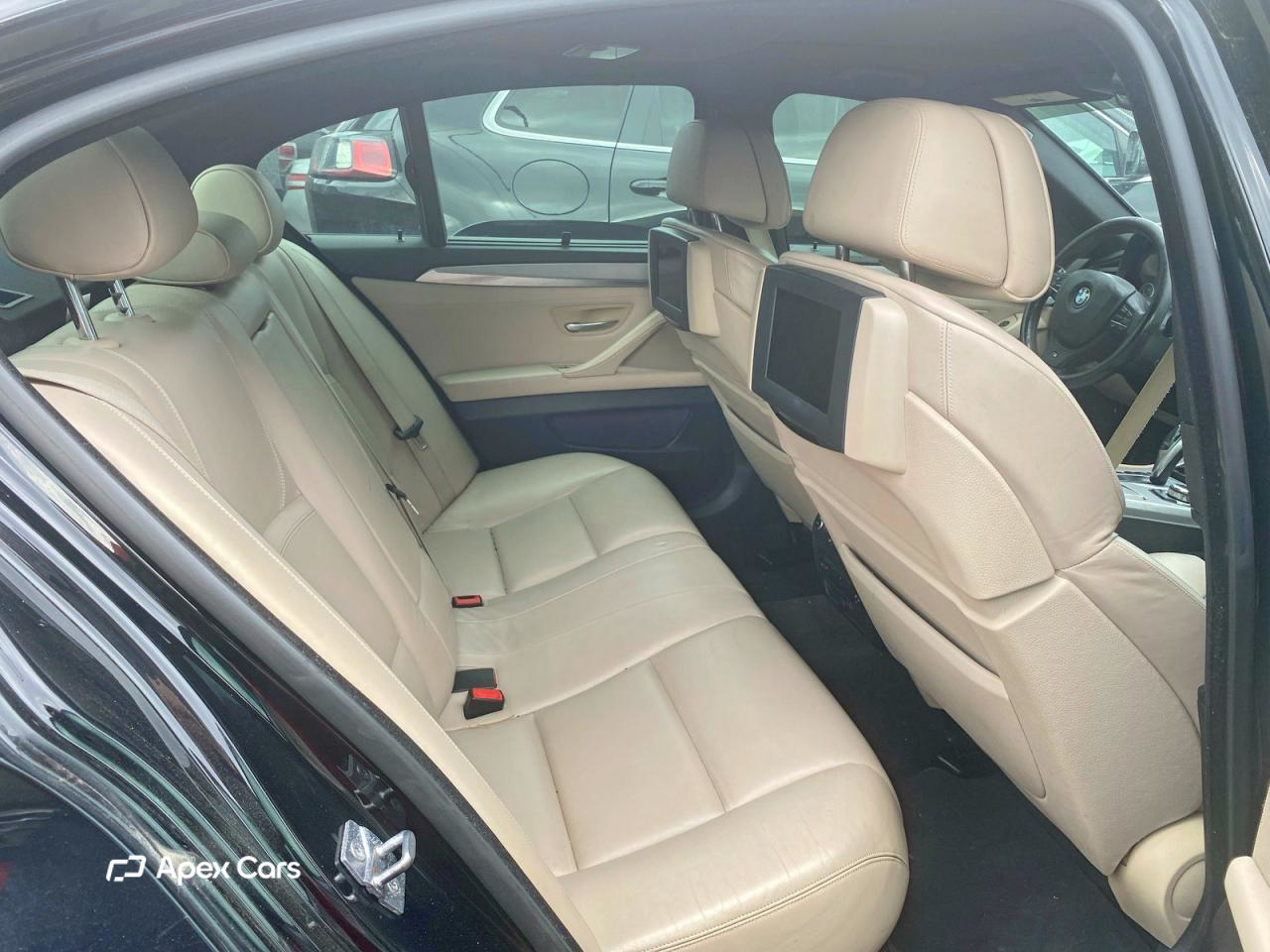 BMW Series 5 2011