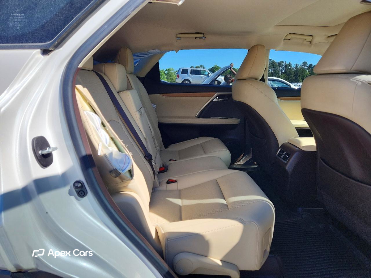 Lexus RX 2020