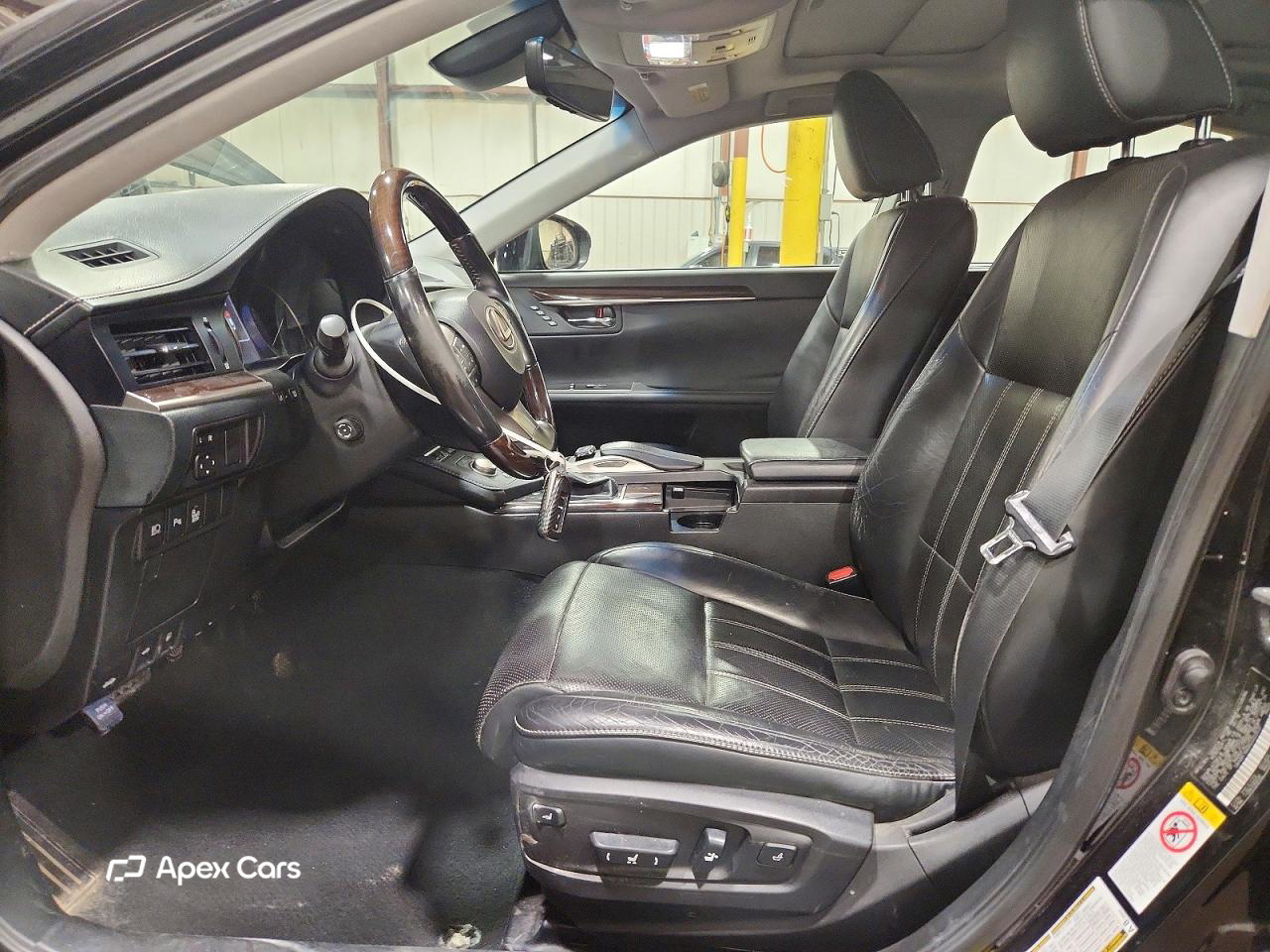 Lexus ES 2016