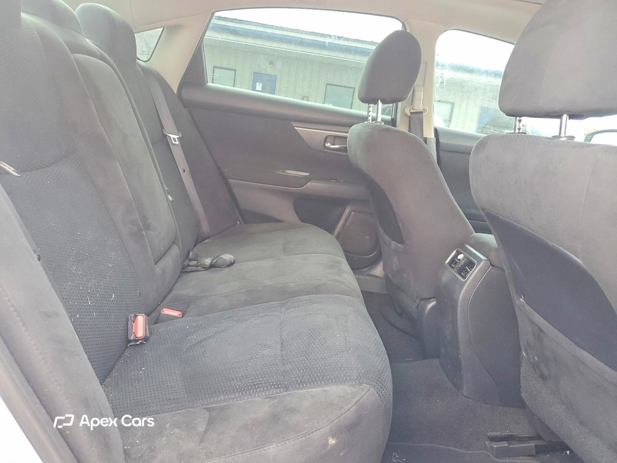 Nissan Altima 2015
