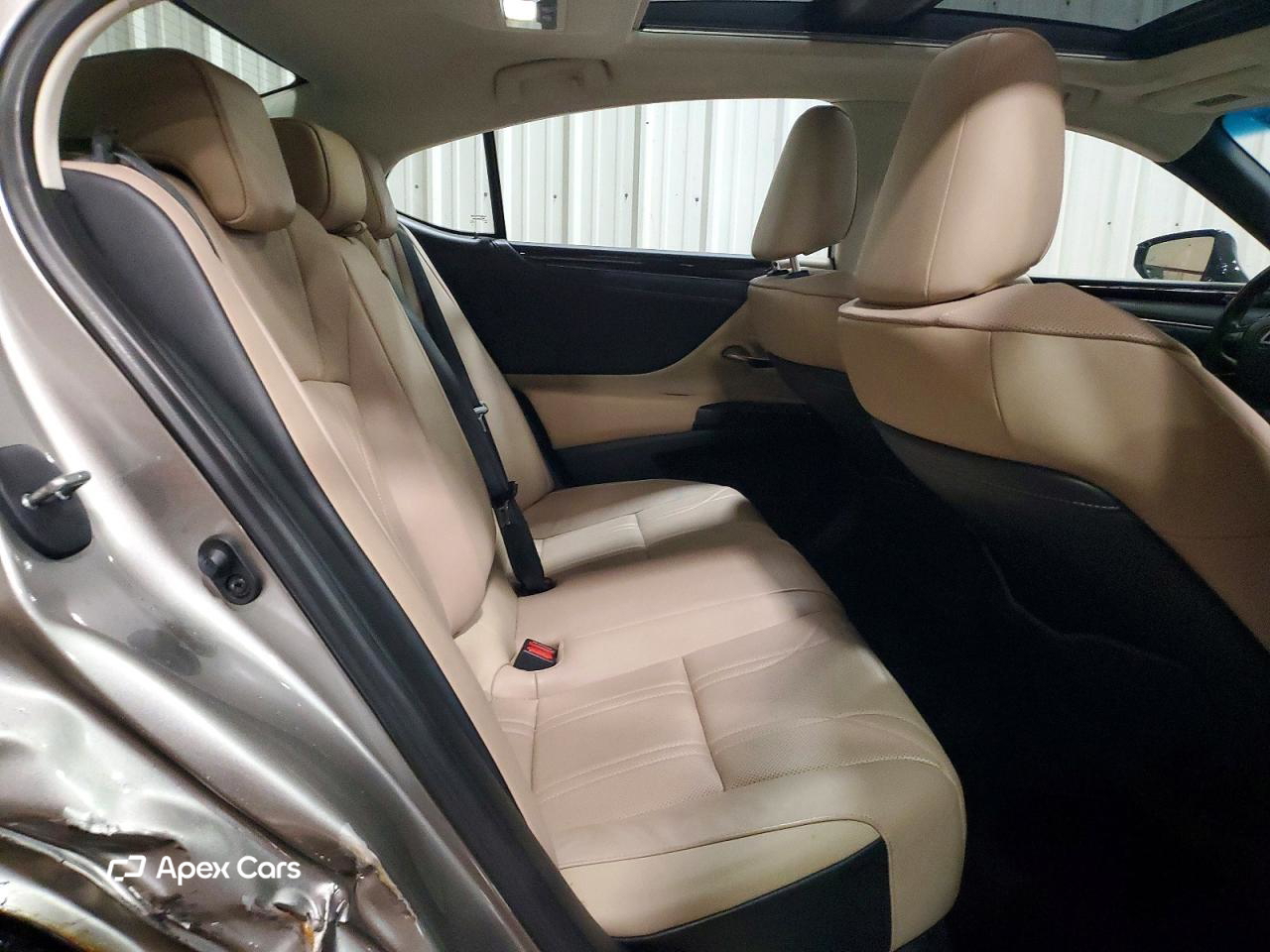 Lexus ES 2020