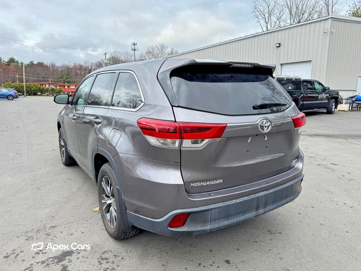 Toyota Highlander 2018