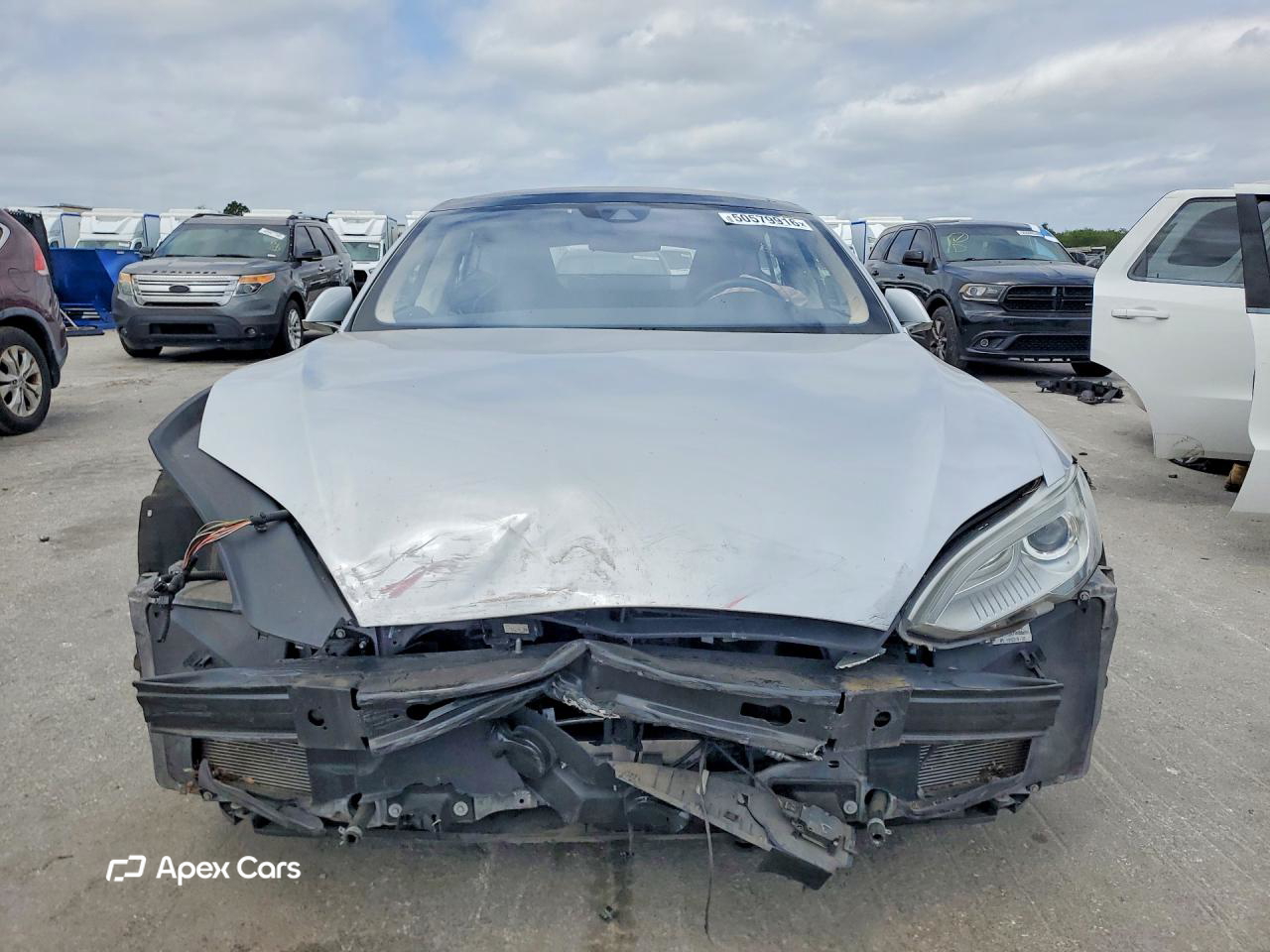 Tesla Model S 2015