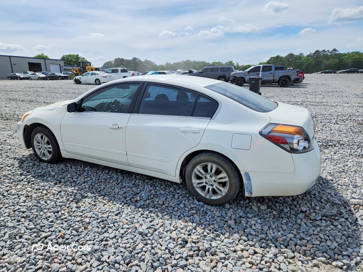 Nissan Altima 2012