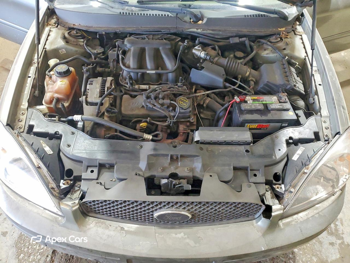 Ford Taurus 2004
