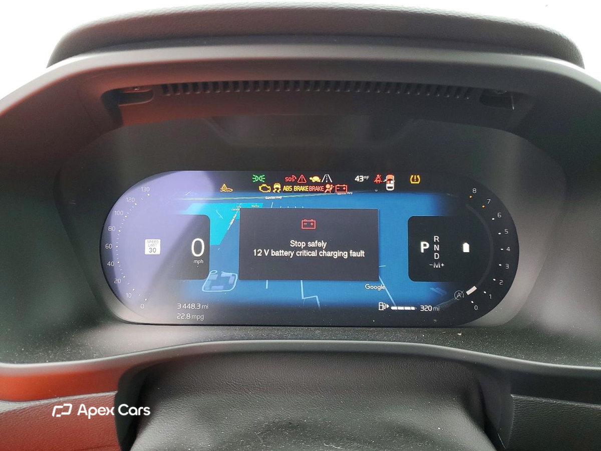 Volvo XC40 2025