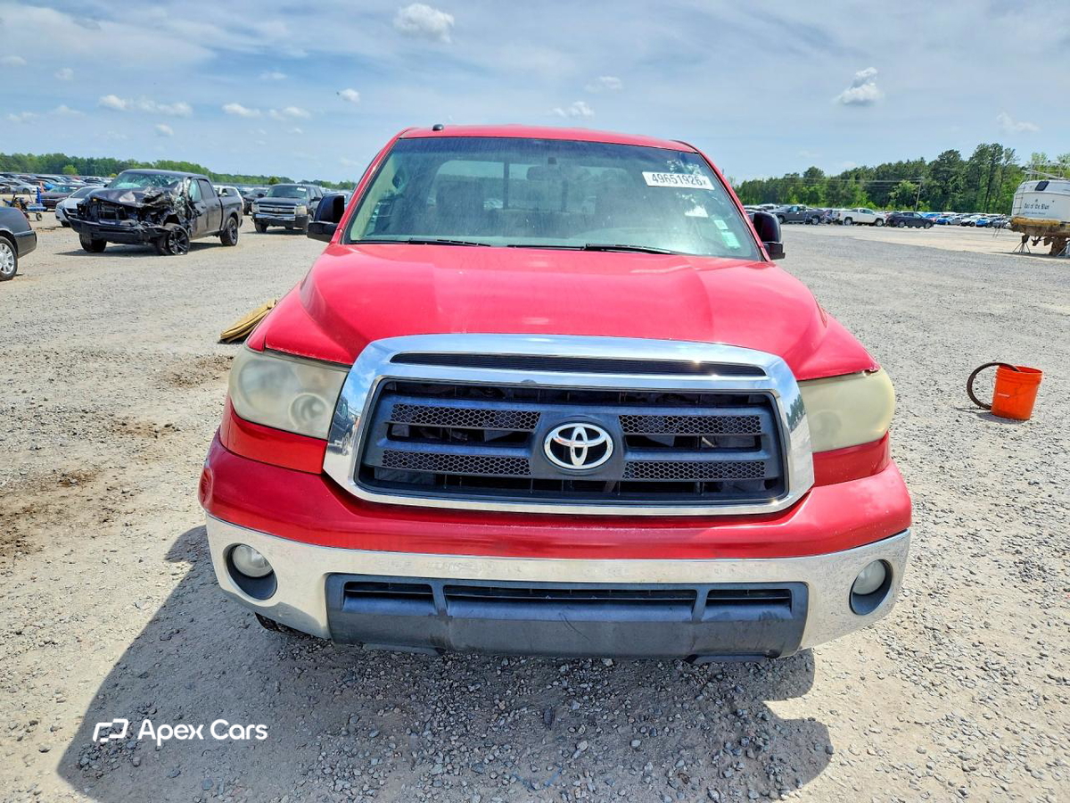 Toyota Tundra 2010