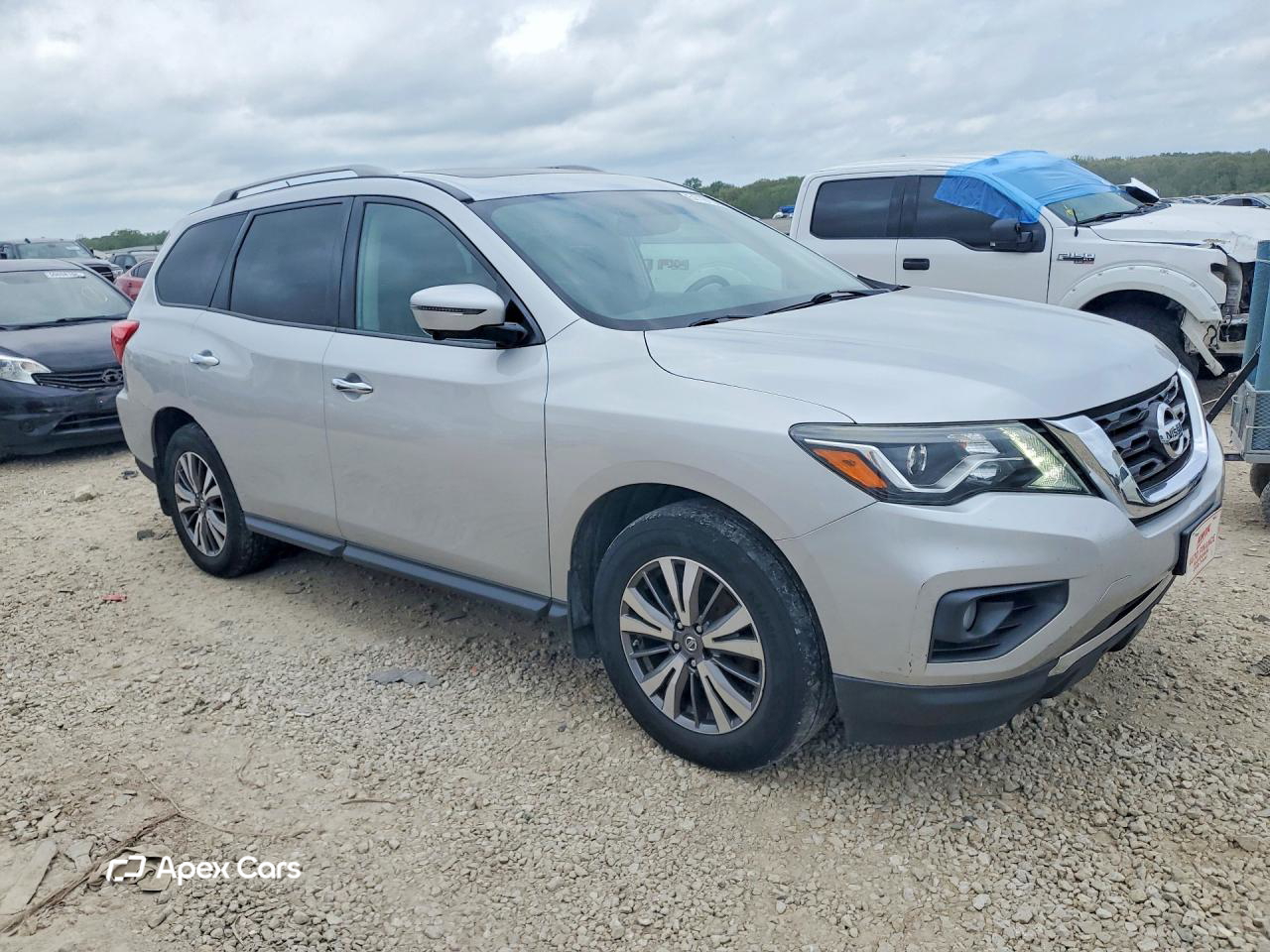Nissan Pathfinder 2017