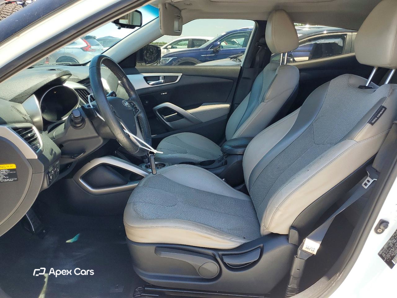 Hyundai Veloster 2012