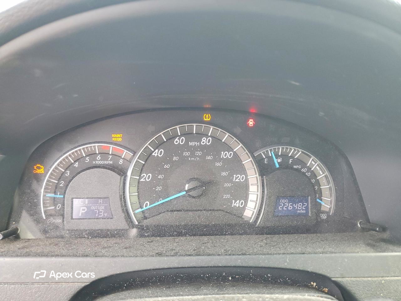 Toyota Camry 2012