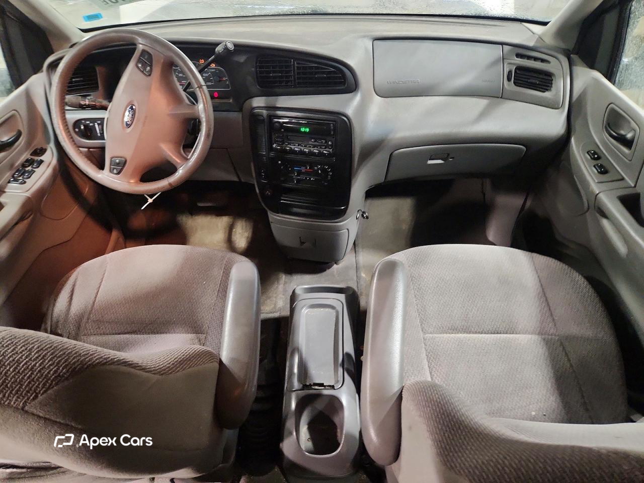 Ford Windstar 2002