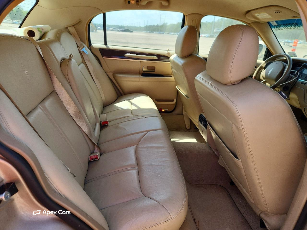 Lincoln Town Car 2006