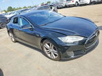Tesla Model S 2015