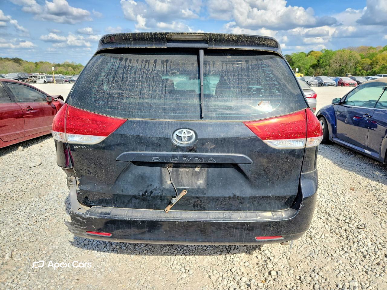 Toyota Sienna 2011