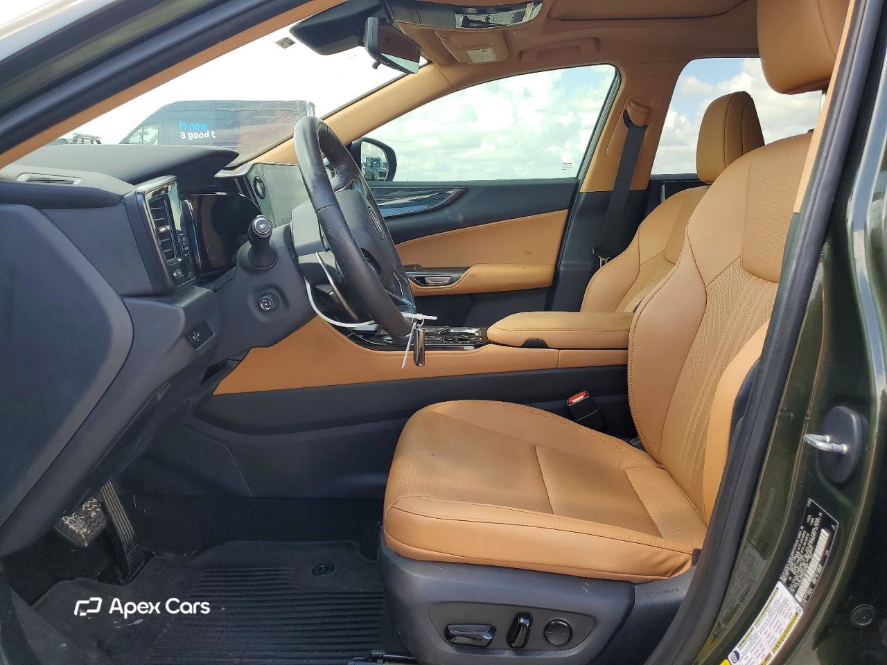 Lexus NX 2024