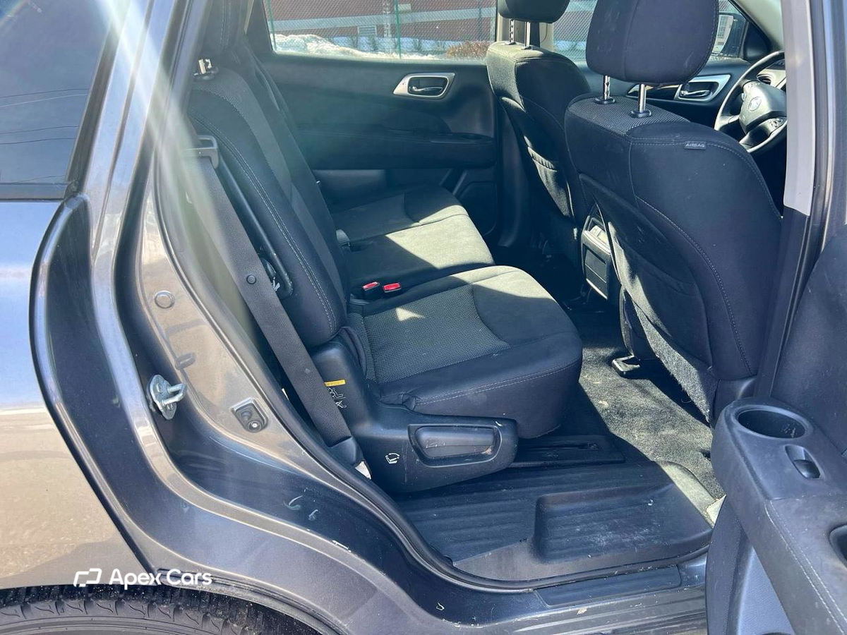 Nissan Pathfinder 2017