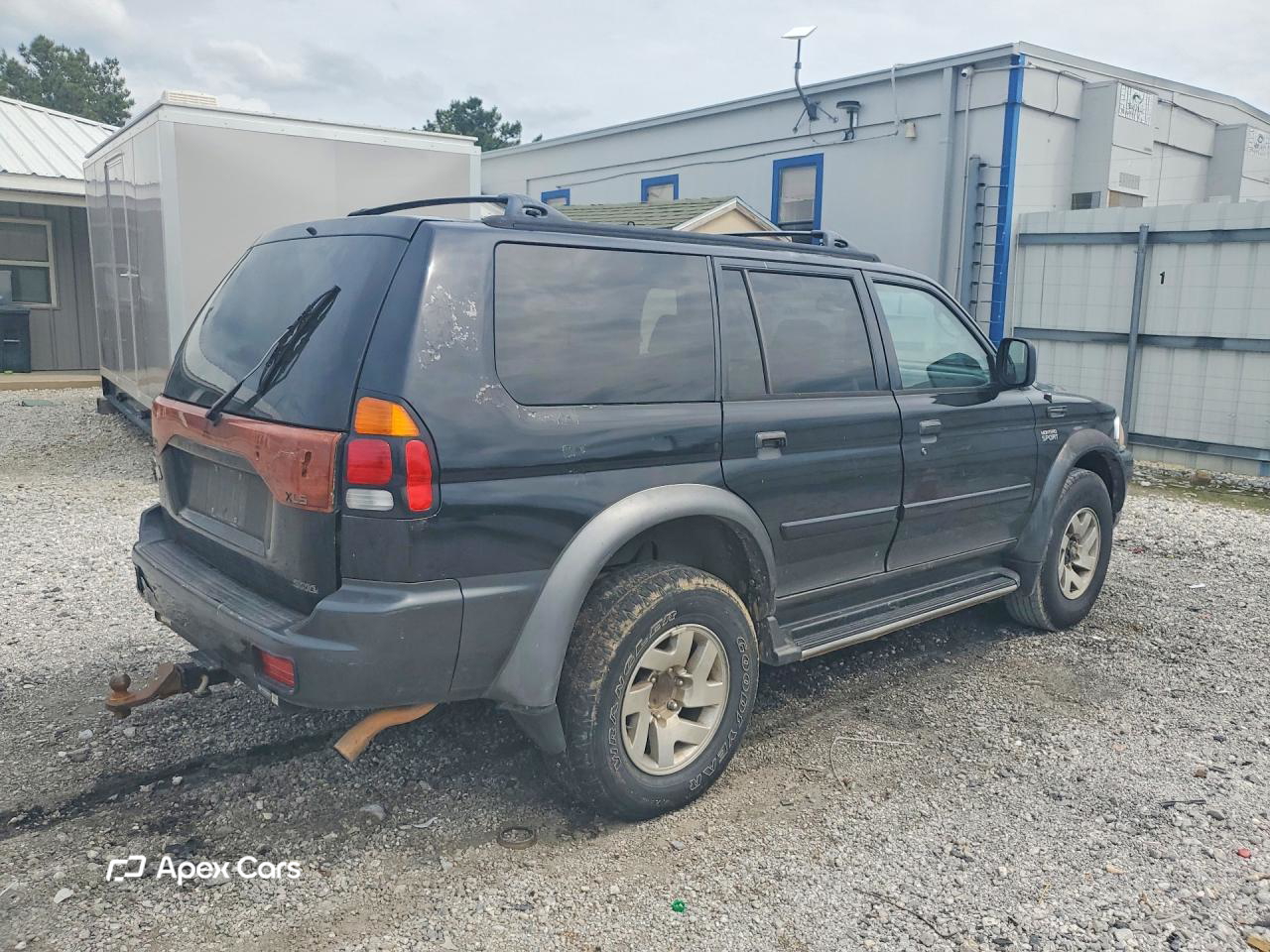 Mitsubishi Montero 2000