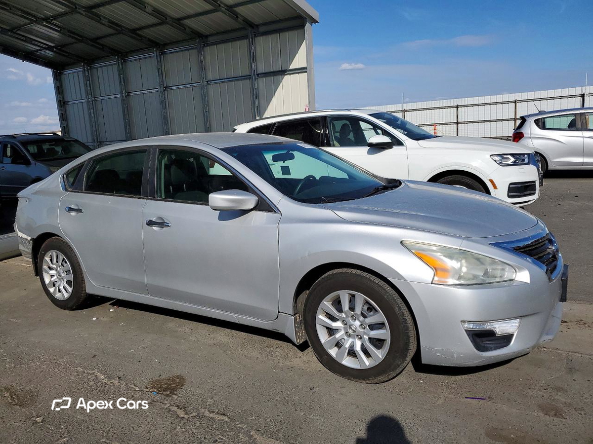 Nissan Altima 2015