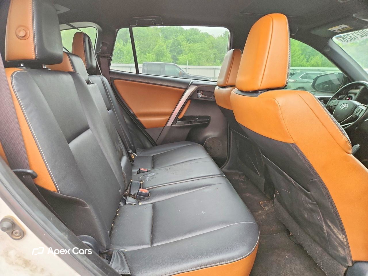 Toyota RAV 4 2016