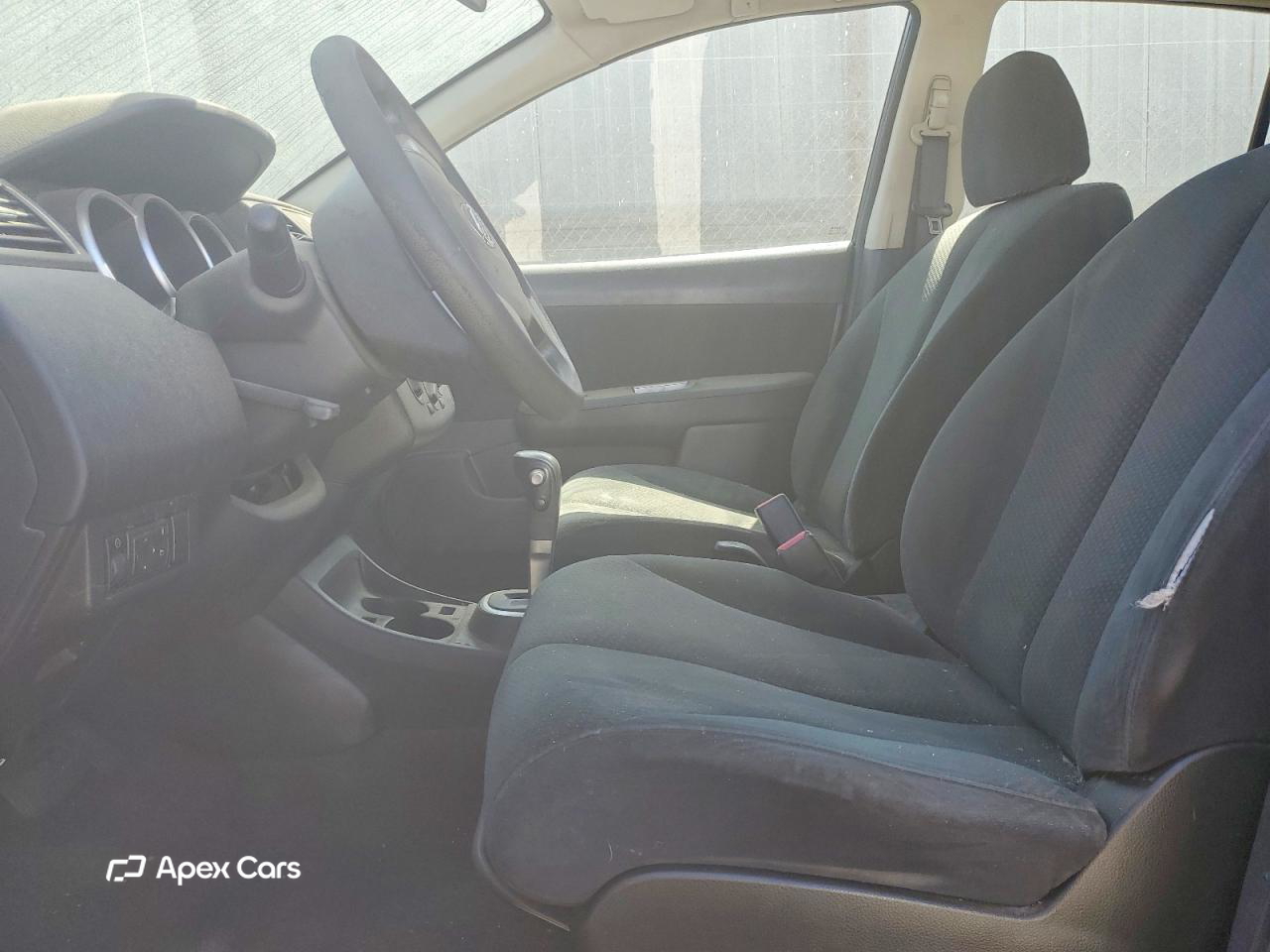 Nissan Versa 2011