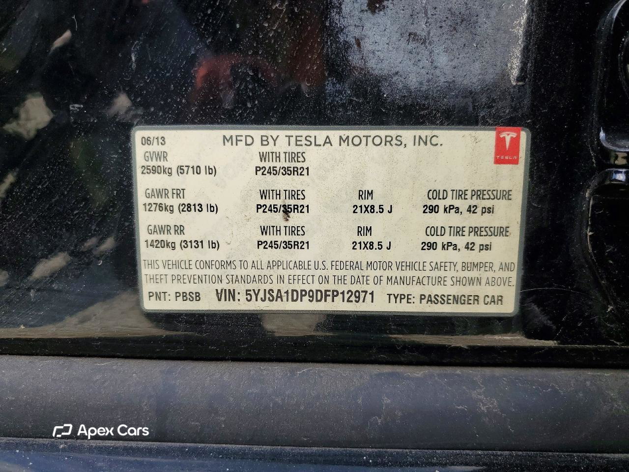 Tesla Model S 2013