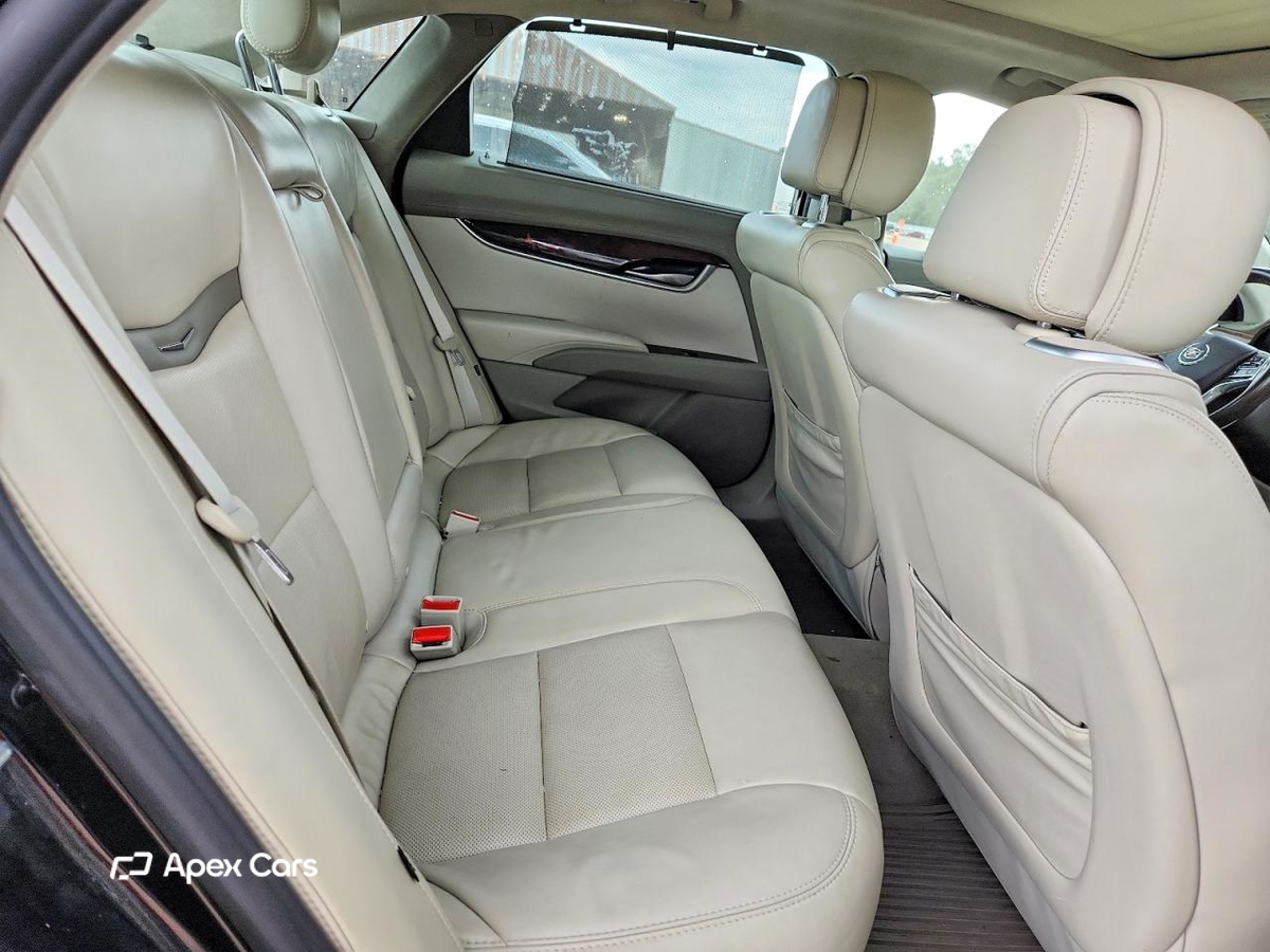 Cadillac XTS 2013