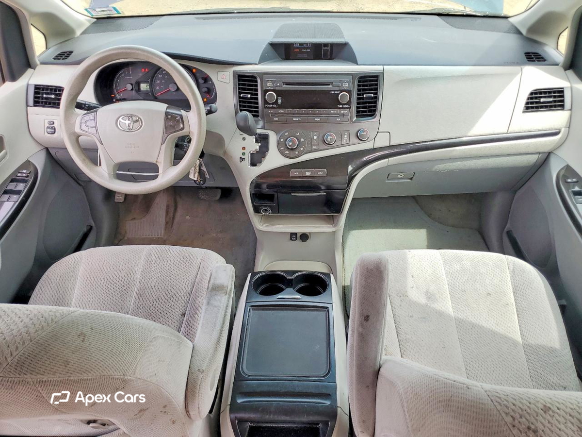 Toyota Sienna 2012