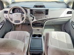 Toyota Sienna 2012