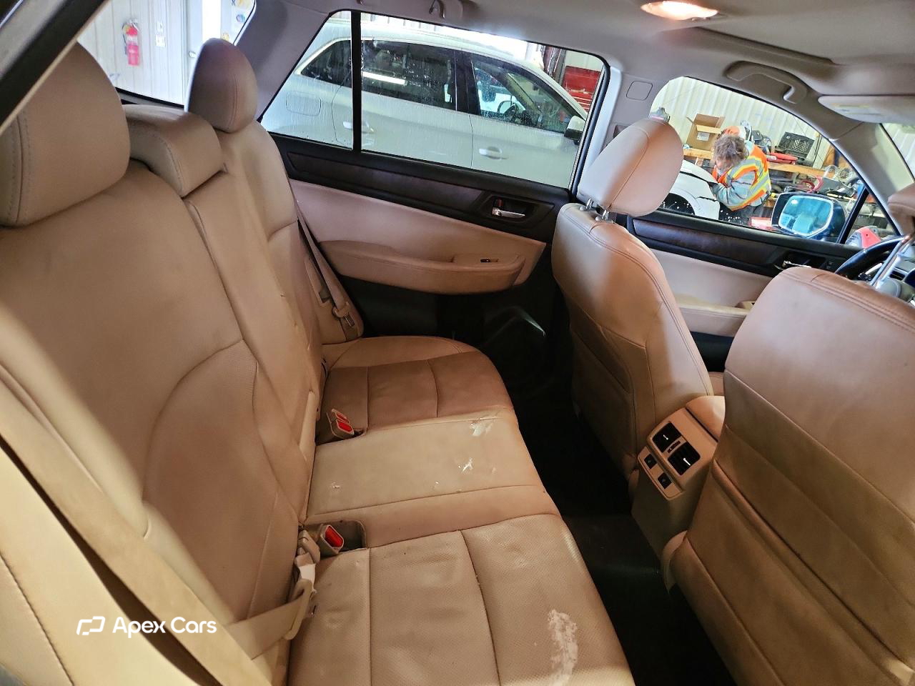 Subaru Outback 2016