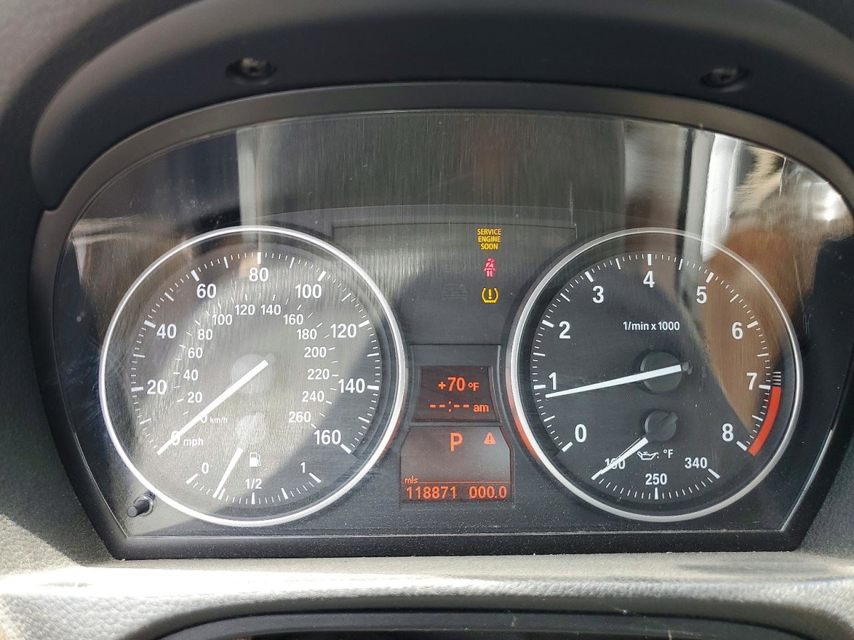 BMW Series 3 2010