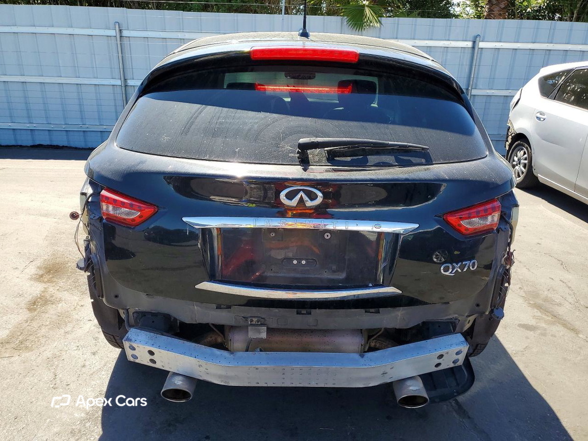 Infiniti QX70 2015
