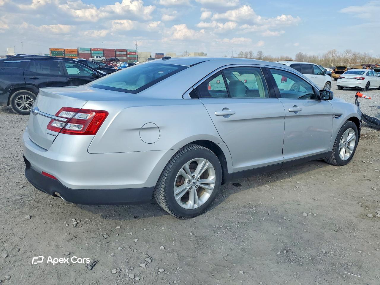 Ford Taurus 2018