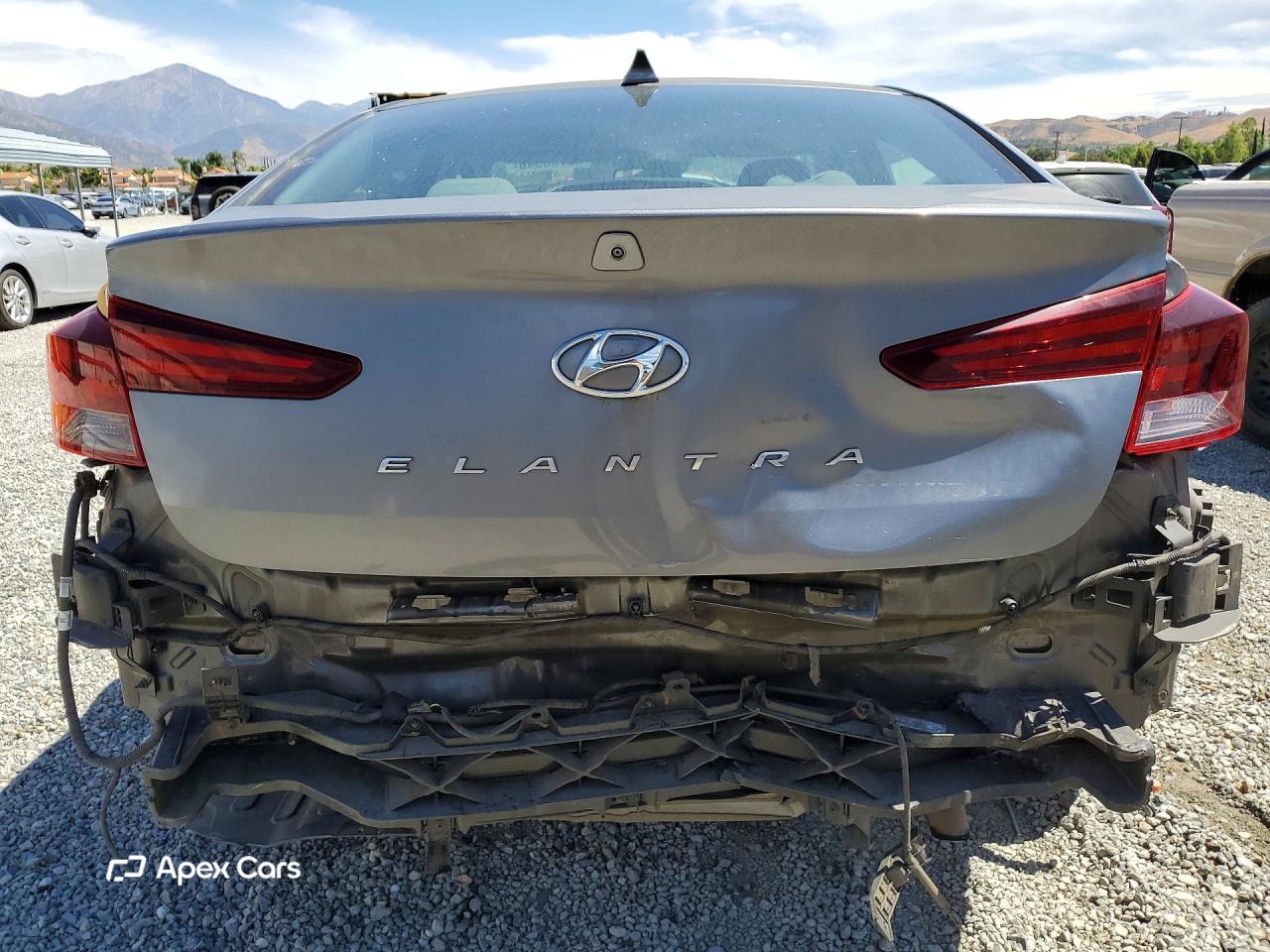 Hyundai Elantra 2020