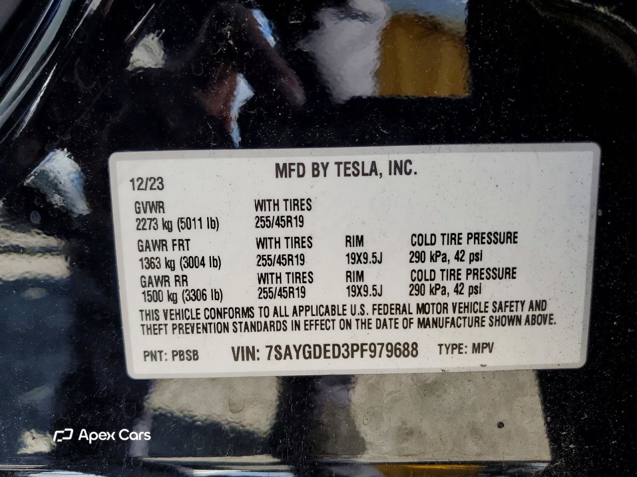 Tesla Model Y 2023