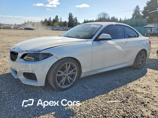 BMW M2 2015 - Image 1 of 12