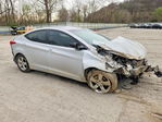 Hyundai Elantra 2012