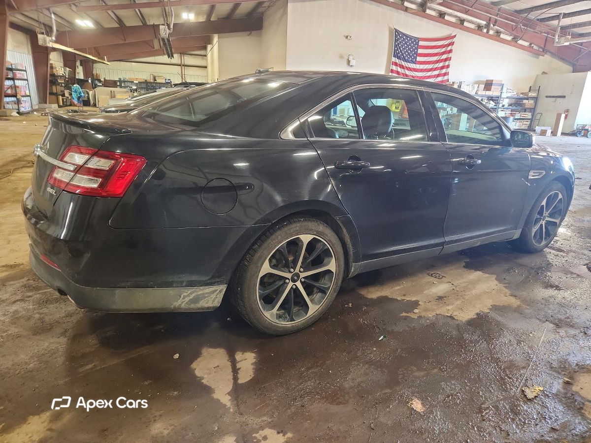 Ford Taurus 2014